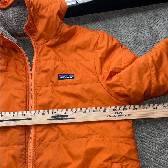 Patagonia - Boys Reversible Ready Freddy Hoody Jacket- XXL (16-18) Orange - Picture 11 of 13